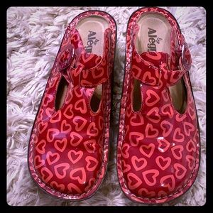Algeria slip on shoes with hearts